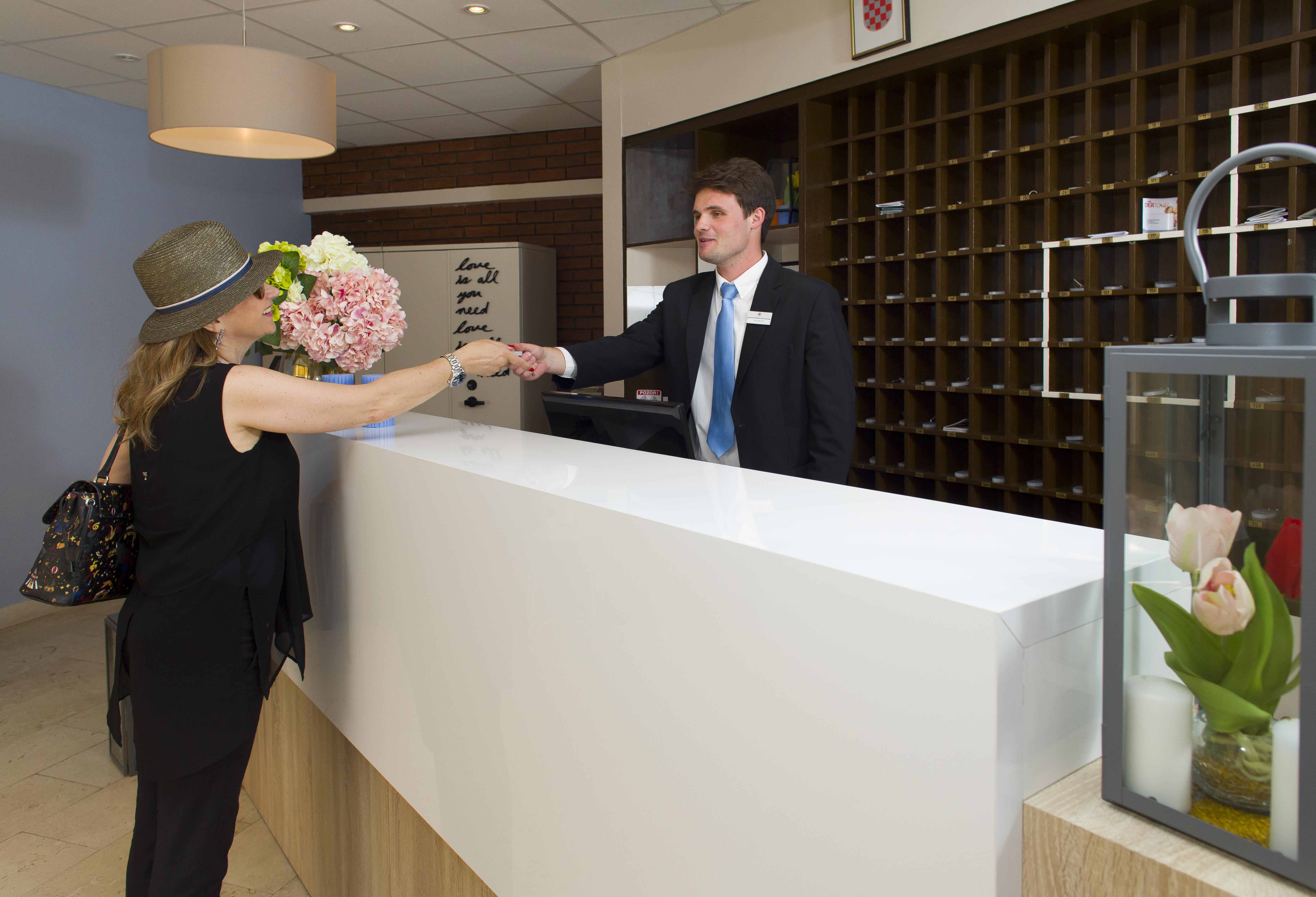 Hotel Faraon Търпан Екстериор снимка
