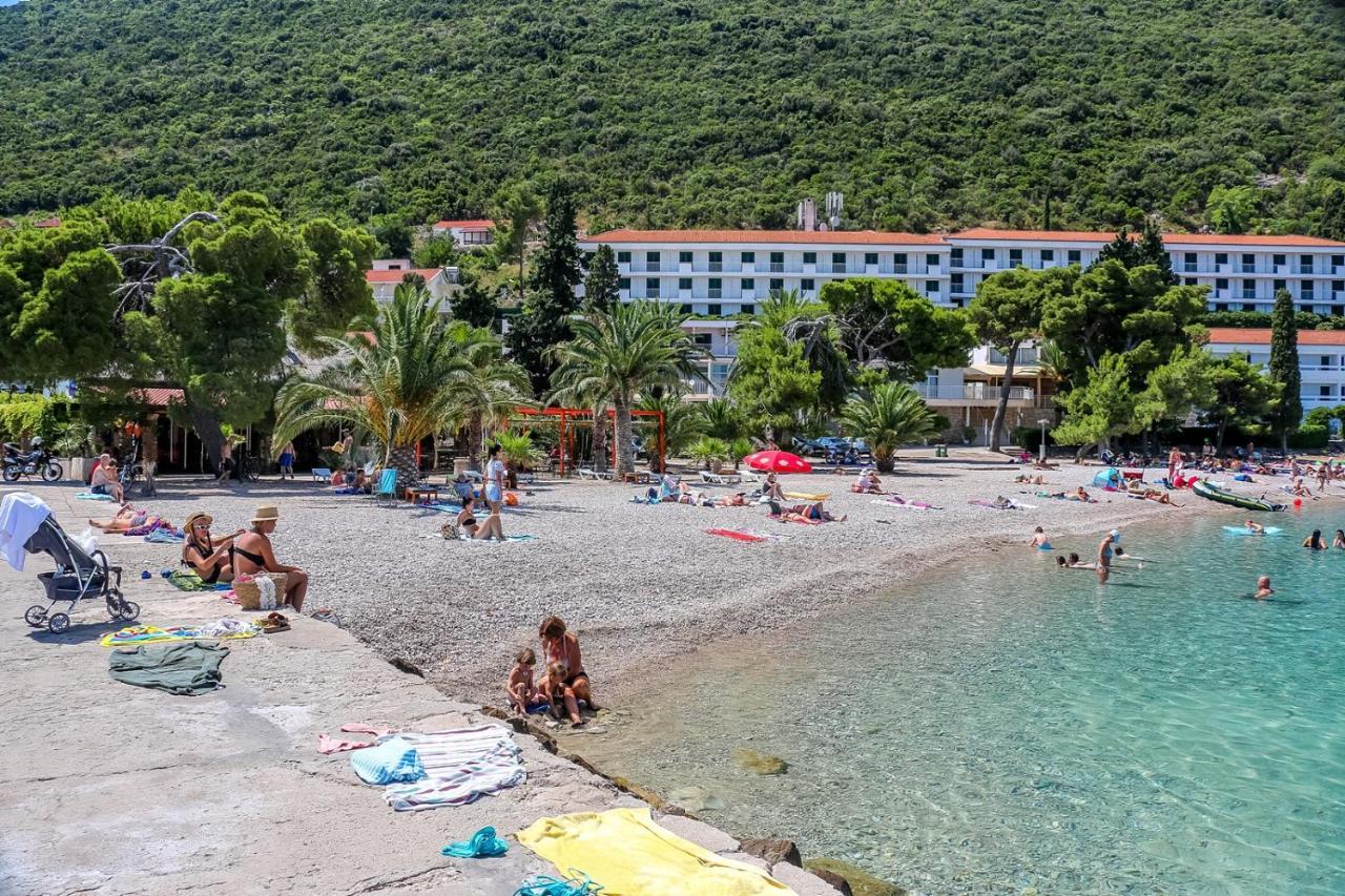 Hotel Faraon Търпан Екстериор снимка